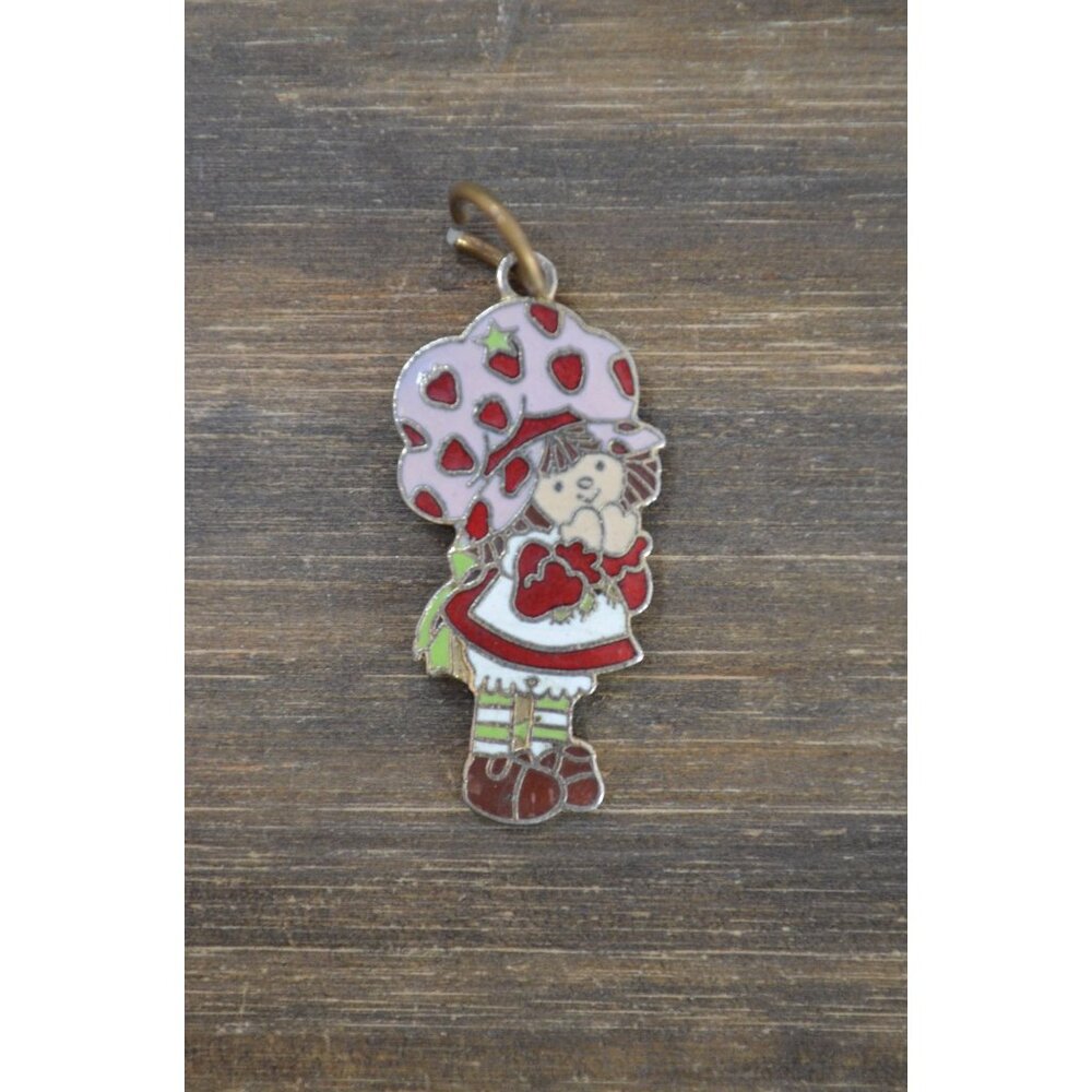 1980's Strawberry Shortcake Pendant American Greetings Gold Tone Enamel Vintage